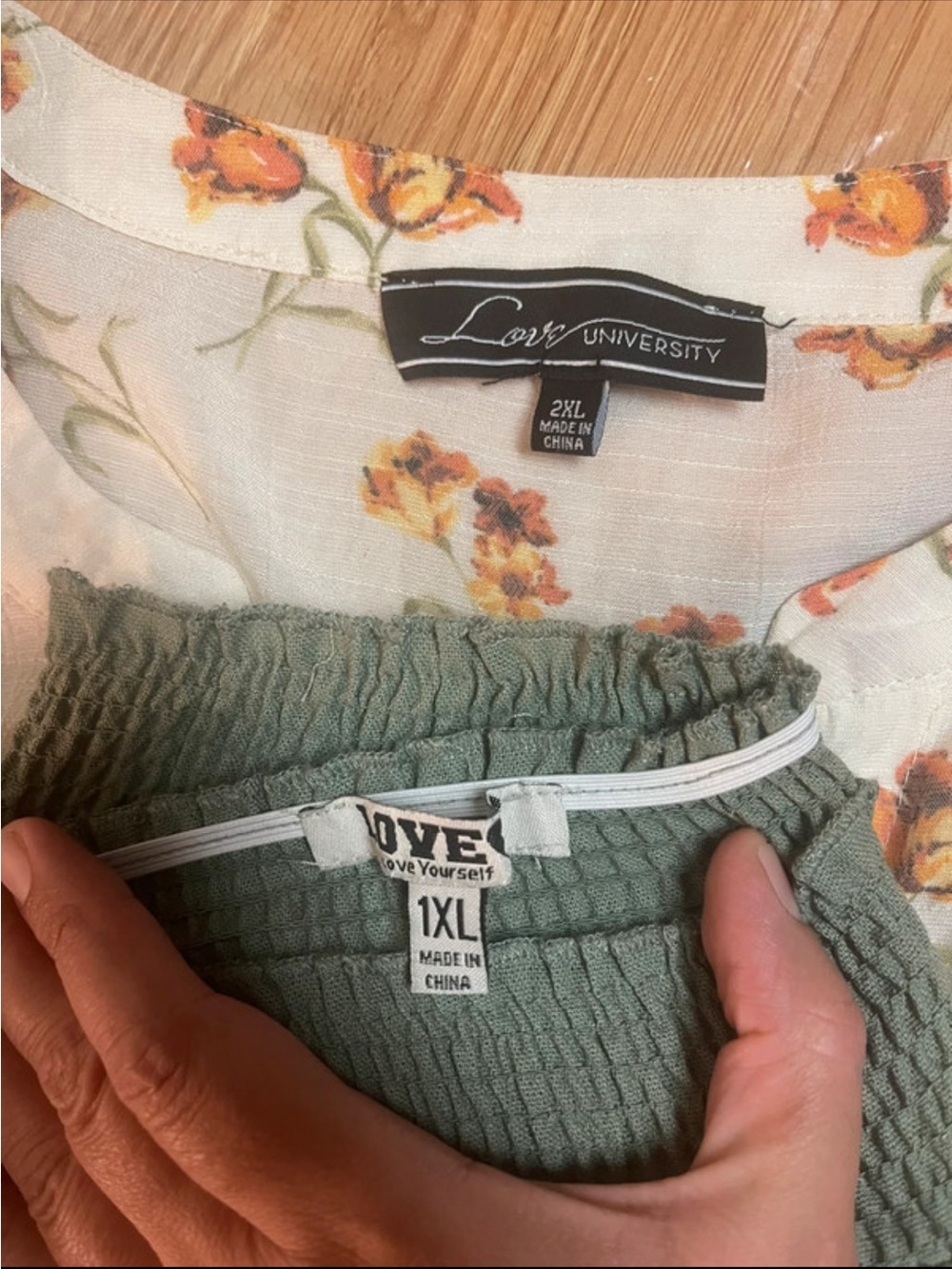 Women’s Floral Button-Front Sweater Top in White and Orange - Picture 4 of 9